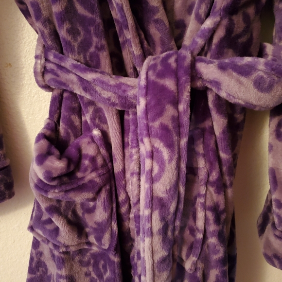 Robe by Nordstrom purple NWOT - Picture 4 of 9
